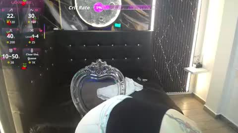 Snapshot of cerecita_02 chatting on November 2025 01:43:01 PM Cerecita online show from November 2025 01:43:01 PM