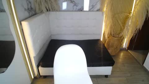 Snapshot of cerecita_02 chatting on December 2025 11:59:01 AM Cerecita online show from December 2025 11:59:01 AM