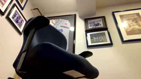 cfnmer online show from November 2025 09:21:02 PM