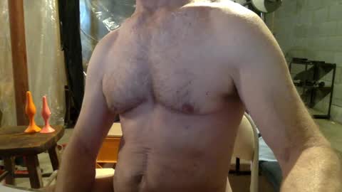 Snapshot of cfnmworkout1 chatting on September 2025 03:22:01 PM cfnmworkout1 online show from September 2025 03:22:01 PM