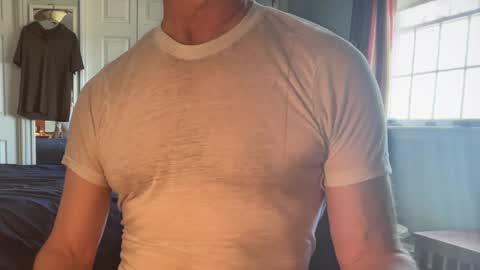 Snapshot of cfnmworkout1 chatting on March 2026 05:40:01 PM cfnmworkout1 online show from March 2026 05:40:01 PM