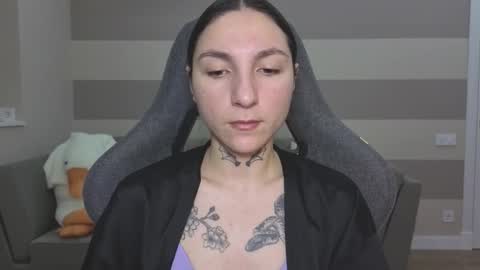 Snapshot of chabibiann chatting on November 2025 06:44:01 AM Kate online show from November 2025 06:44:01 AM