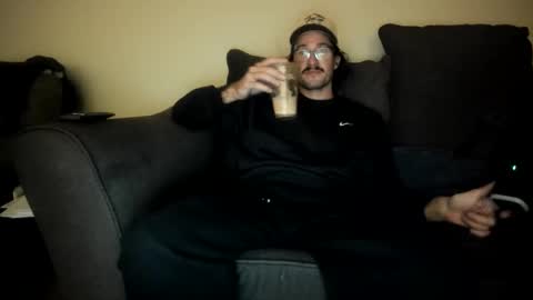 Lydong online show from November 2025 02:45:02 AM