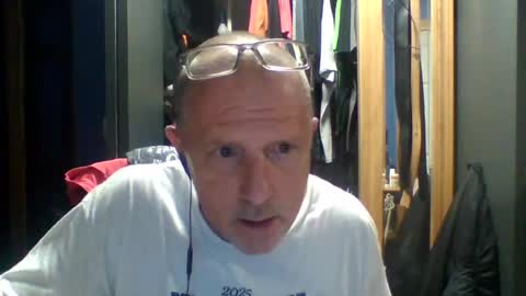 Snapshot of chadsters123 chatting on June 2026 05:15:01 AM chadsters123 online show from June 2026 05:15:01 AM