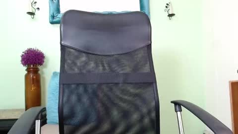 Chalon  online show from March 2026 07:04:02 PM