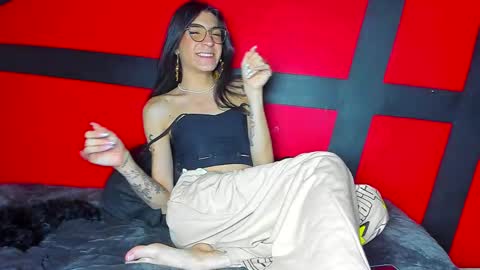 chaminelan online show from January 2025 02:00:02 AM