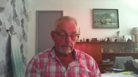 Snapshot of champers37 chatting on June 2026 08:35:01 AM Champers online show from June 2026 08:35:01 AM