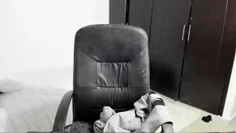 Kenji online show from September 2025 04:23:01 AM