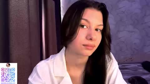 Amelia online show from October 2025 06:42:02 AM