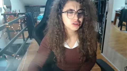 Stephanieblisss online show from December 2025 10:44:02 AM