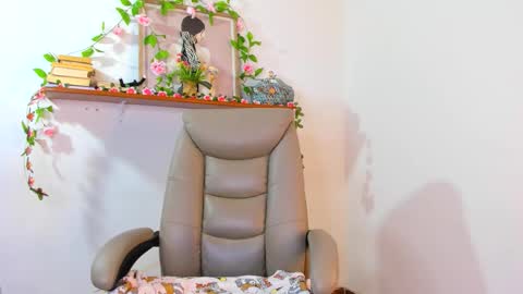 chanell online show from March 2026 01:18:01 PM