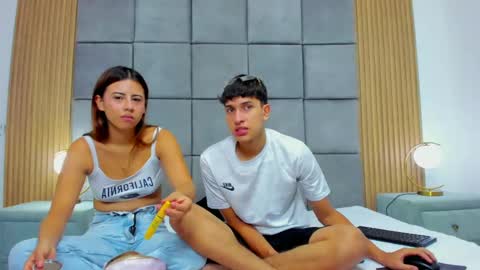 Chanellandmax online show from November 2025 02:07:02 PM