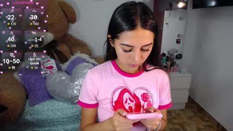 Isabella online show from November 2025 09:03:02 PM