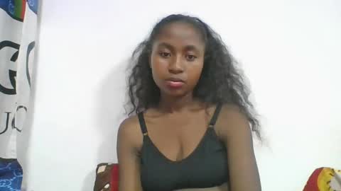 Snapshot of chantale483461 chatting on March 2026 08:52:02 AM chantale483461 online show from March 2026 08:52:02 AM