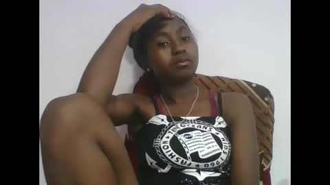 Snapshot of chantale483461 chatting on April 2026 06:23:01 PM chantale483461 online show from April 2026 06:23:01 PM