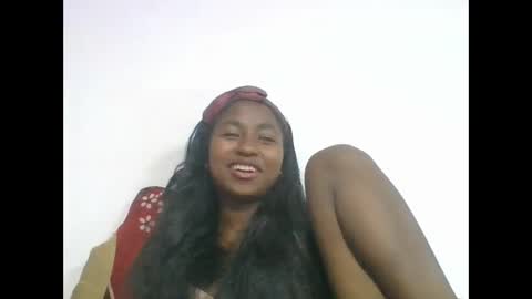 Snapshot of chantale483461 chatting on April 2026 06:29:01 AM chantale483461 online show from April 2026 06:29:01 AM