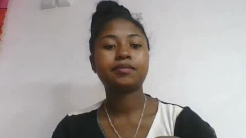 Snapshot of chantale483461 chatting on July 2026 05:31:02 AM chantale483461 online show from July 2026 05:31:02 AM