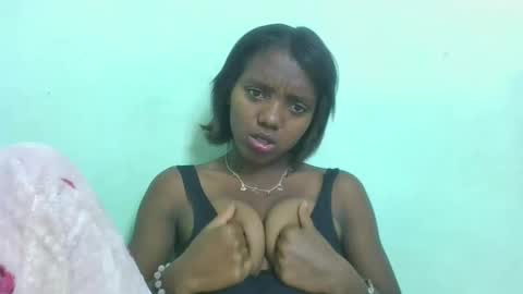 chanteuse655720 online show from May 2026 07:10:01 PM