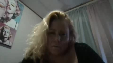 Snapshot of chaosangel33 chatting on December 2024 01:03:02 PM Ms. Behaving online show from December 2024 01:03:02 PM