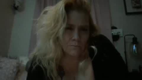 Snapshot of chaosangel33 chatting on February 2025 01:35:02 PM Ms. Behaving online show from February 2025 01:35:02 PM