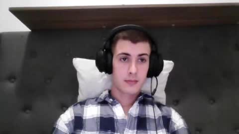 Snapshot of charismaticcharm chatting on January 2025 07:28:01 AM charismaticcharm online show from January 2025 07:28:01 AM