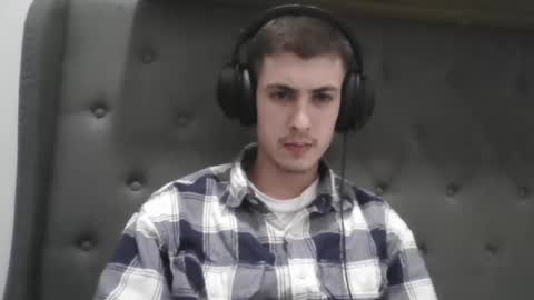 Snapshot of charismaticcharm chatting on January 2025 08:29:01 AM charismaticcharm online show from January 2025 08:29:01 AM