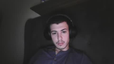 Snapshot of charismaticcharm chatting on January 2025 08:43:02 PM charismaticcharm online show from January 2025 08:43:02 PM