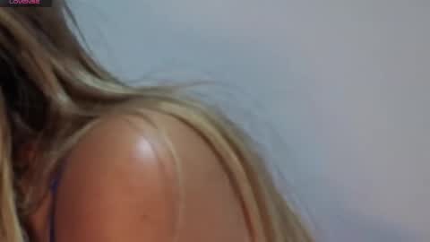 Snapshot of charisselove chatting on December 2025 05:02:01 AM Allison kinky online show from December 2025 05:02:01 AM