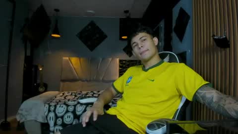 charken_sky_ online show from June 2026 11:19:05 AM