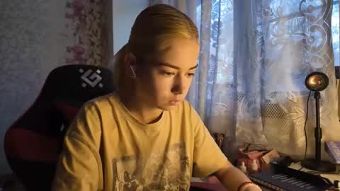 Nancy online show from October 2025 07:31:01 AM