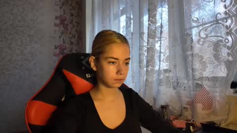 Nancy online show from November 2025 07:52:01 AM