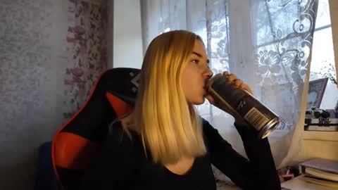 Nancy online show from November 2025 07:40:01 AM