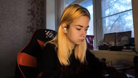 Nancy online show from November 2025 07:30:01 AM