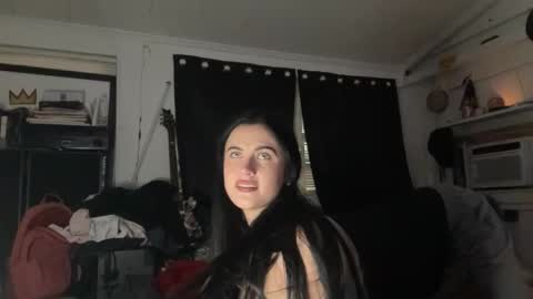 charlesb13 online show from March 2026 03:20:01 AM