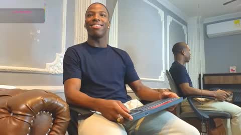 charlesbrown_ online show from December 2025 12:02:02 PM