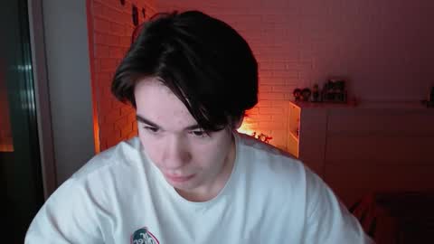 Snapshot of charleshanson69 chatting on November 2025 11:29:01 PM charleshanson69 online show from November 2025 11:29:01 PM