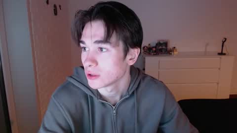 Snapshot of charleshanson69 chatting on January 2026 01:25:02 PM charleshanson69 online show from January 2026 01:25:02 PM