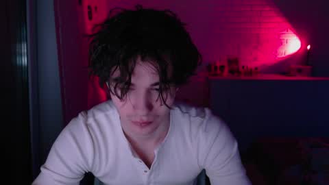 charleshanson69 online show from April 2026 07:20:02 PM