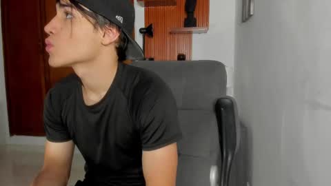 charley_morgan online show from February 2025 06:48:02 PM