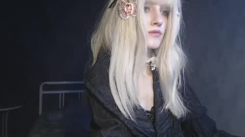 Snapshot of charlie_crystal chatting on March 2026 03:34:02 PM Charlie online show from March 2026 03:34:02 PM