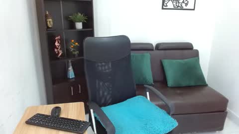 Charlie oconnor online show from January 2025 06:45:02 AM