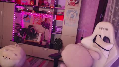 charlie online show from December 2025 04:47:01 PM