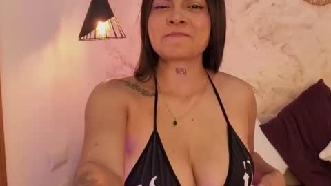 Snapshot of charliee_jhonson_ chatting on June 2026 03:56:01 AM charliee_jhonson_ online show from June 2026 03:56:01 AM