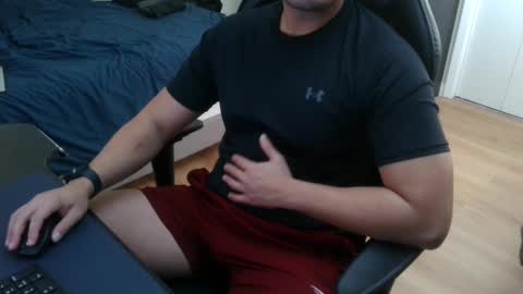 Snapshot of charliekkw chatting on December 2024 09:37:01 PM charliekkw online show from December 2024 09:37:01 PM