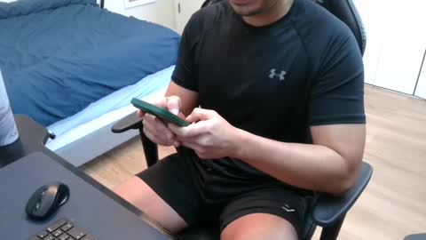 Snapshot of charliekkw chatting on February 2025 04:14:02 PM charliekkw online show from February 2025 04:14:02 PM