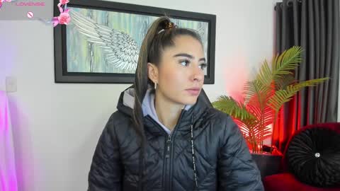 Charlote online show from March 2025 03:02:01 PM