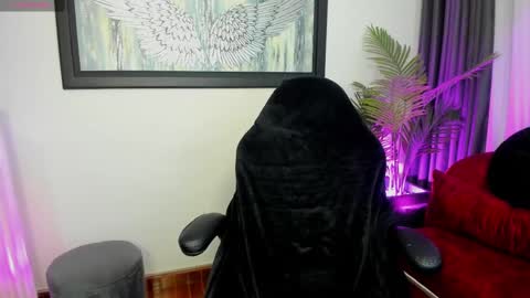 Charlote online show from September 2025 11:43:02 AM