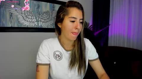 Charlote online show from October 2025 11:42:02 AM