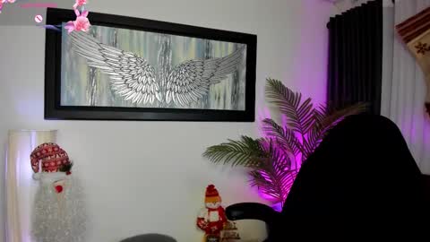 Charlote online show from November 2025 12:16:01 PM