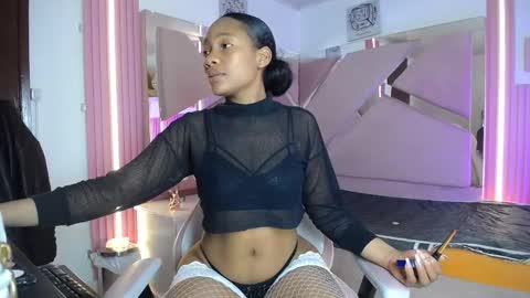 Snapshot of charlotte__ebony_ chatting on October 2025 01:34:02 PM Charlotte  online show from October 2025 01:34:02 PM